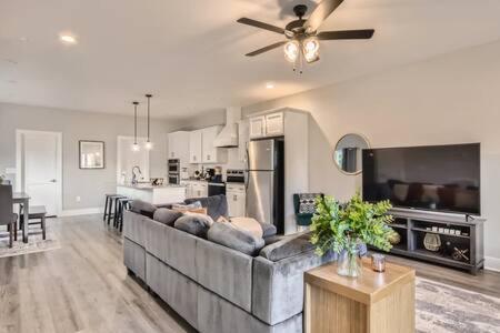 Villa New Build 5 Min To Broadway Sleeps 10 Nashville Exterior foto
